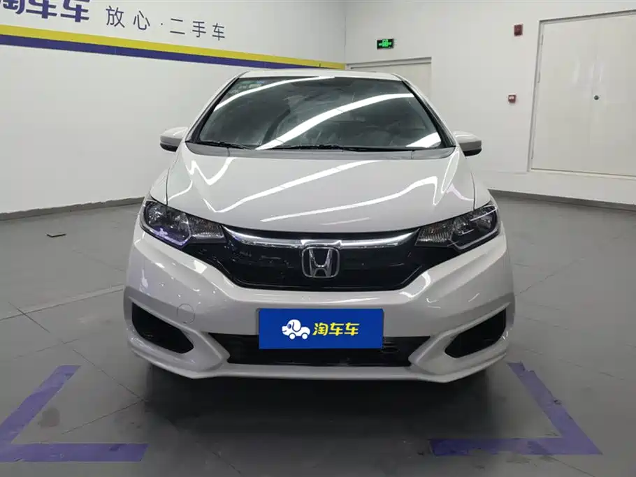 Honda Fit 2019 — фото 2