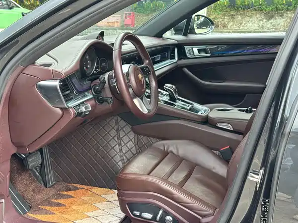 Porsche Panamera 2018