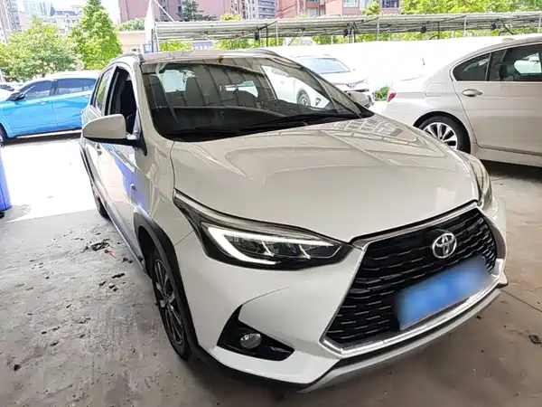 Toyota Yaris L 2020