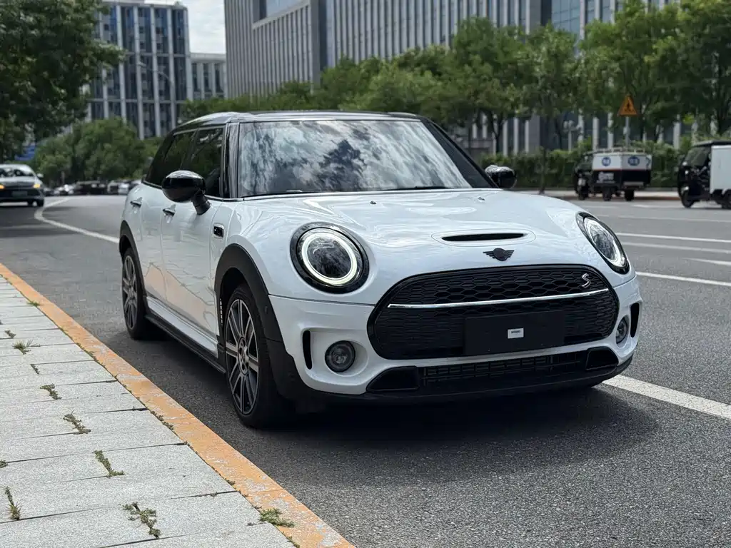 MINI Clubman 2024