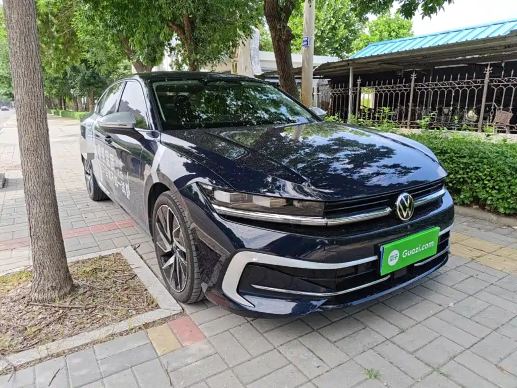 Volkswagen Magotan 2024
