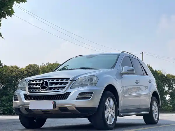 Mercedes-Benz M-Class 2011