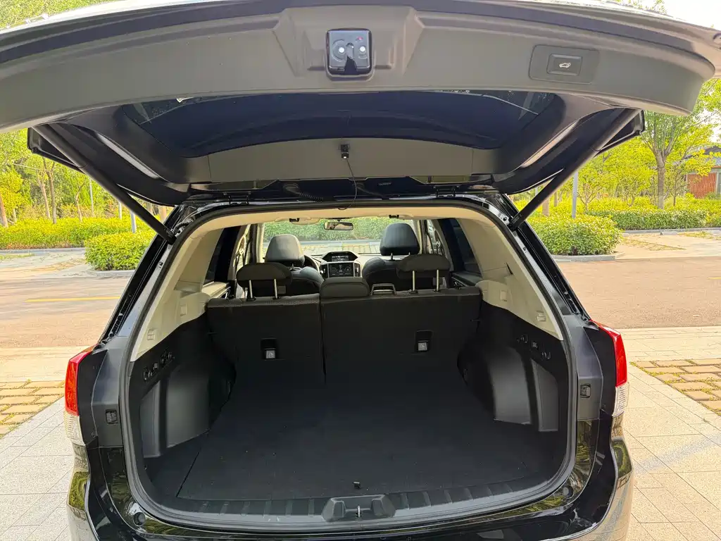Subaru Forester 2022 — фото 20