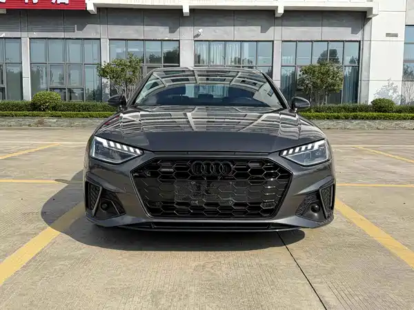 Audi A4L 2023