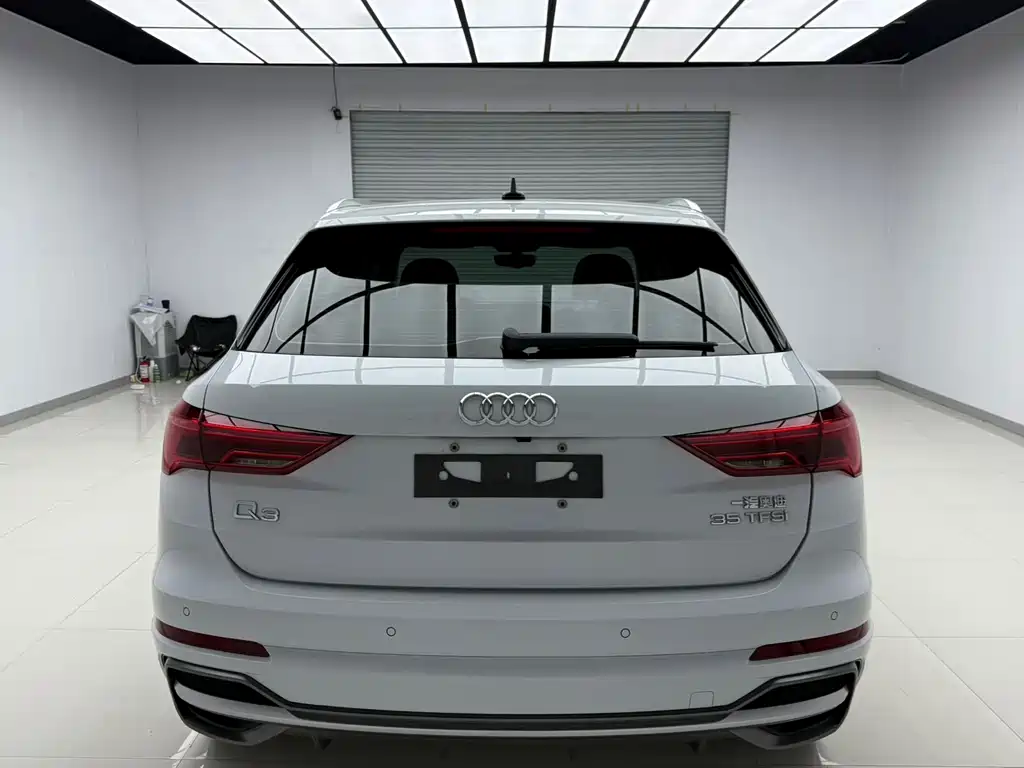 Audi Q3 2021