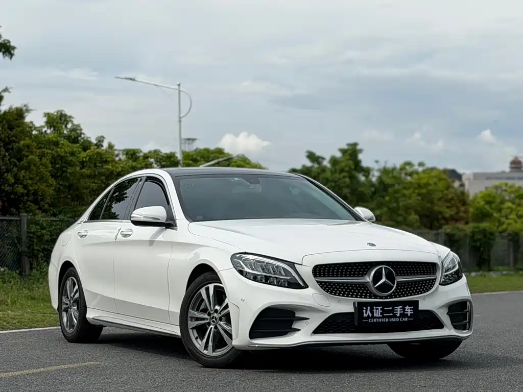 Mercedes-Benz C-Class 2018