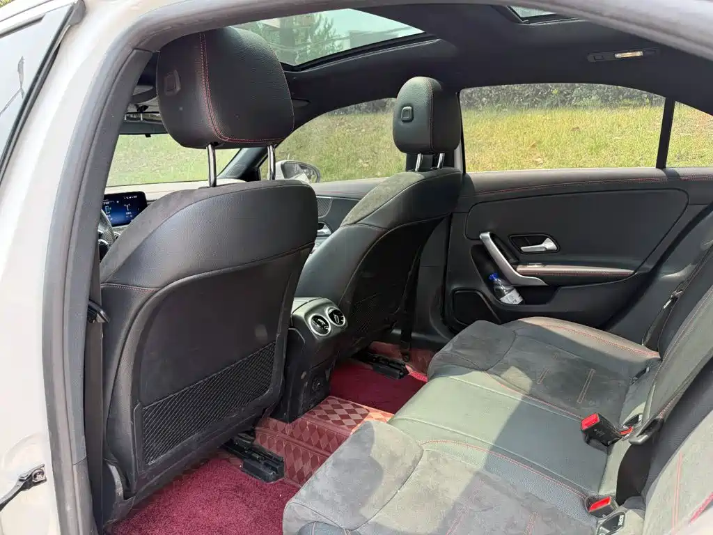 Mercedes-Benz A-Class 2023 — фото 11