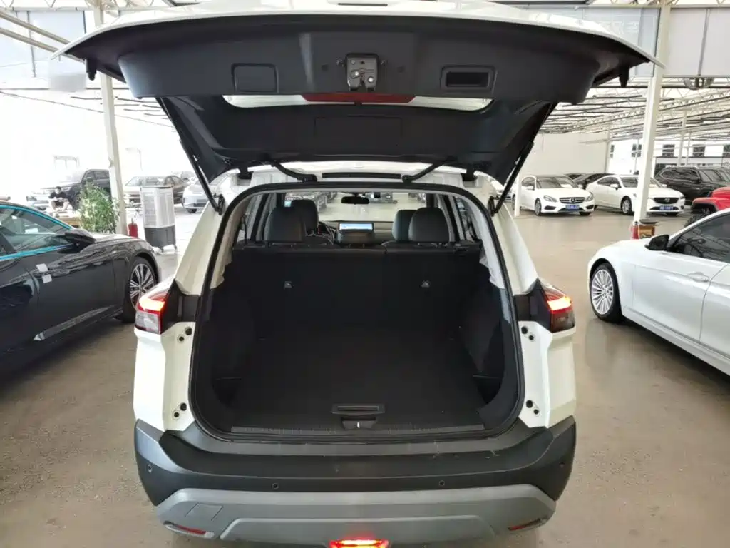 Nissan X-Trail 2021 — фото 19