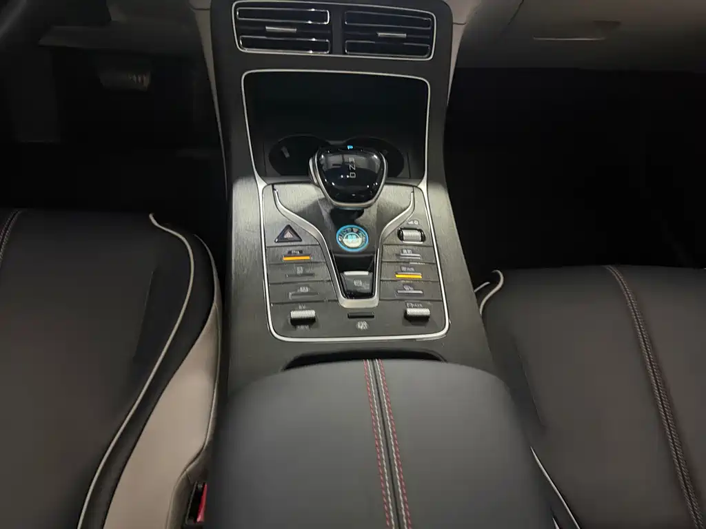BYD Qin PLUS 2021 — фото 12