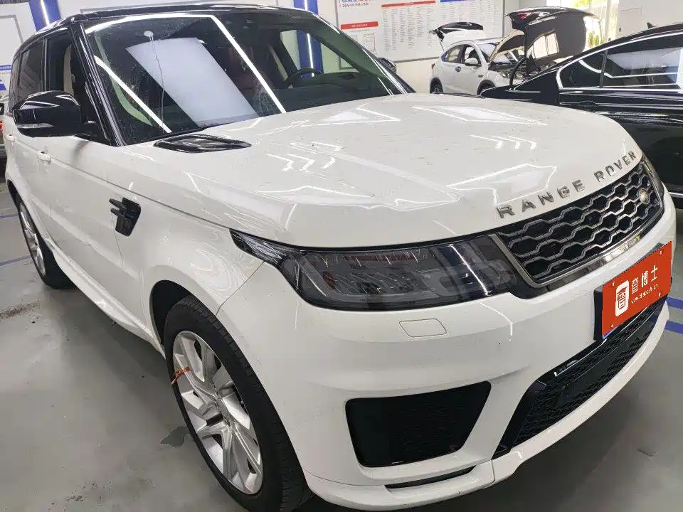 Land Rover Sport 2020