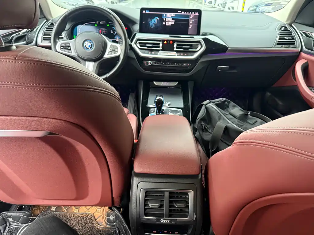 BMW iX3 2022 — фото 14