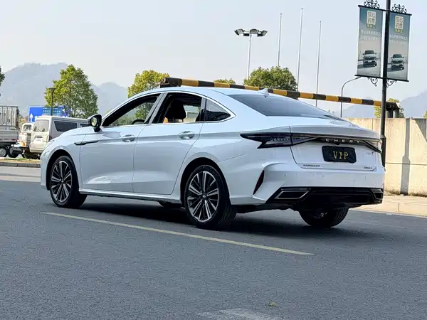 Chery Arrizo 8 2024