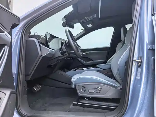 Audi Q6L E-Tron 2025