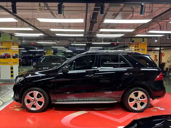 Mercedes-Benz GLE 2018