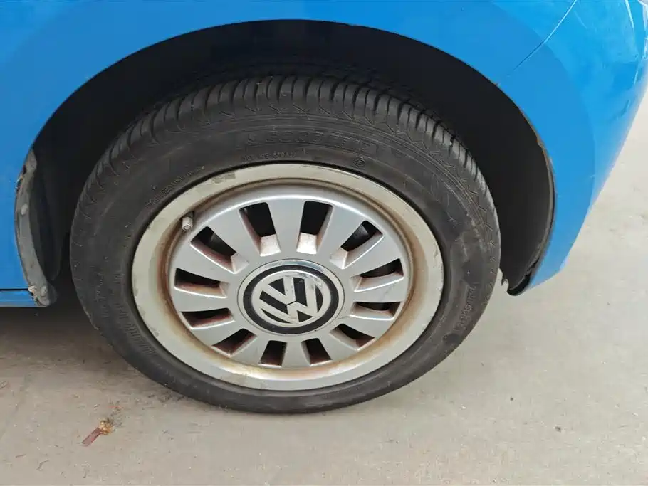 Volkswagen up! 2016