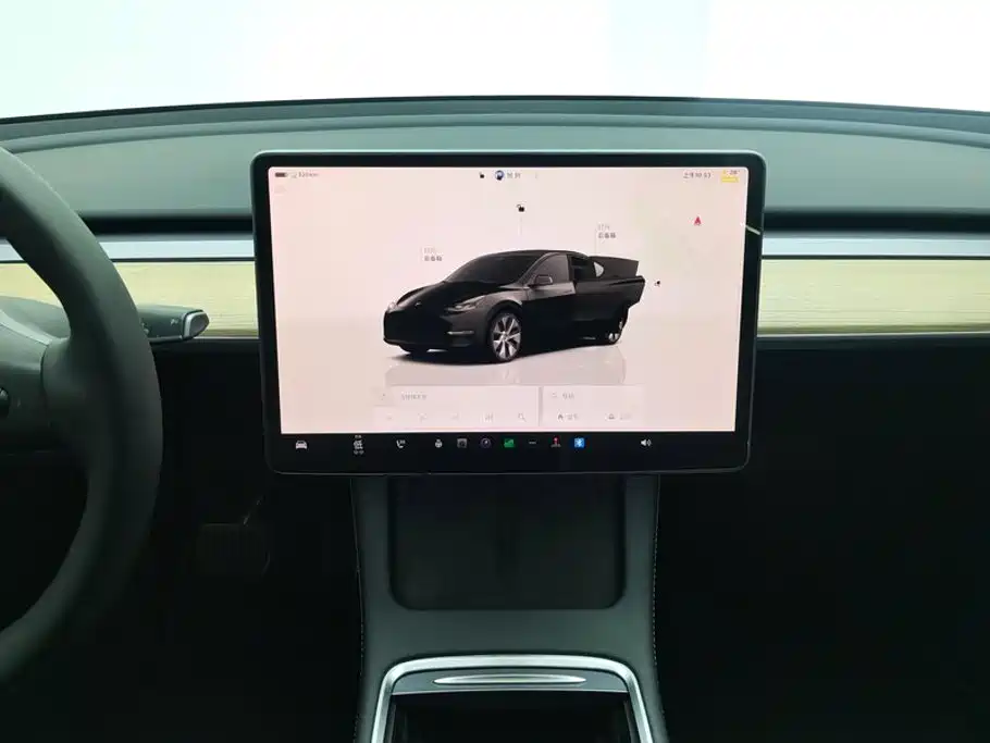 Tesla Model Y 2022 — фото 13