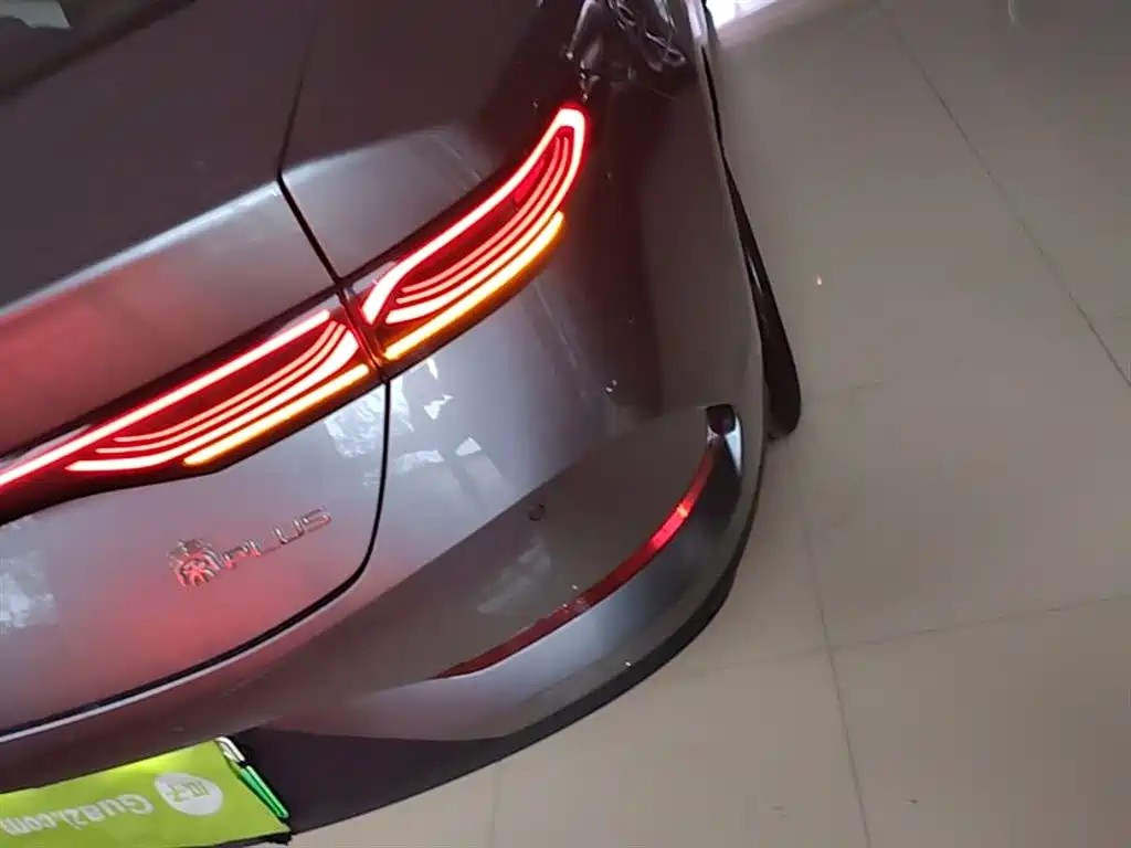 BYD Qin PLUS 2025 — фото 8