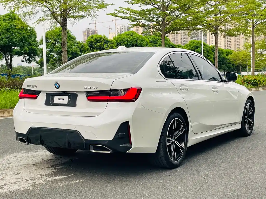 BMW 3 Series 2024