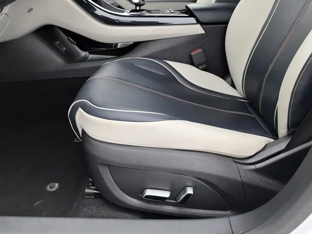 BYD Qin PLUS 2023 — фото 20