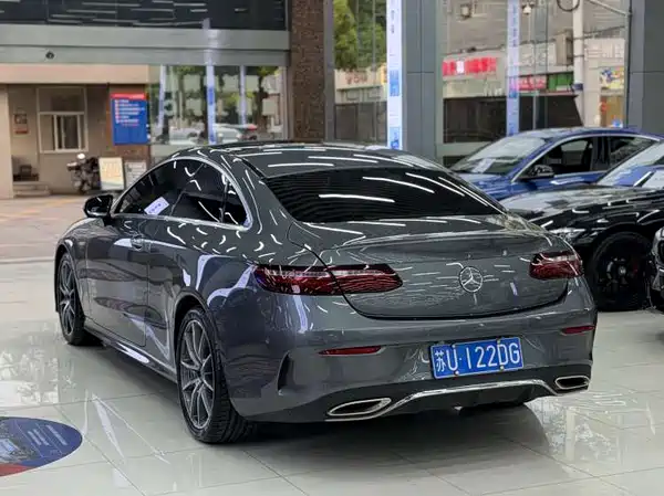 Mercedes-Benz E-Class 2023