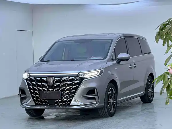 Roewe iMAX8 2023