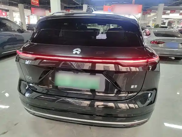 NIO ES6 2025