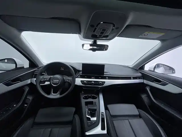 Audi A4L 2021