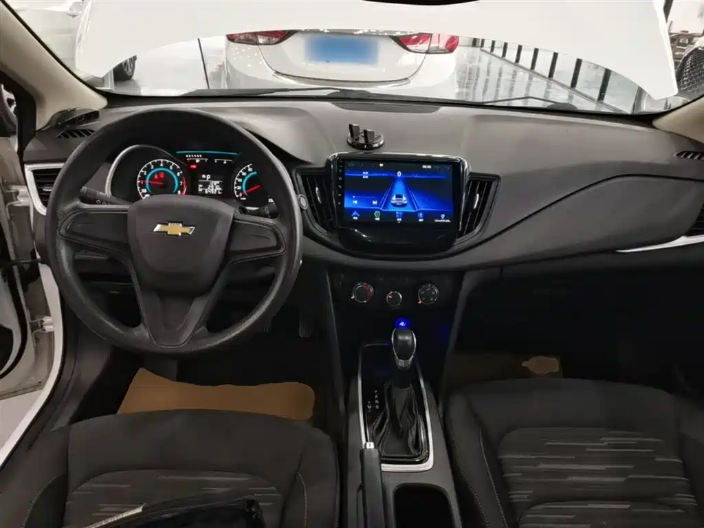 Chevrolet Cavalier 2019 — фото 10