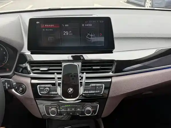 BMW X1 2021
