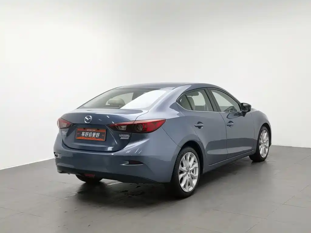 Mazda 3 Axela 2014