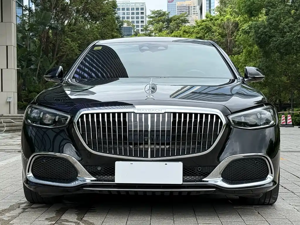 Mercedes-Benz Maybach S-Class 2022 — фото 2