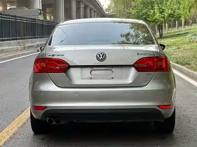 Volkswagen Sagitar 2014