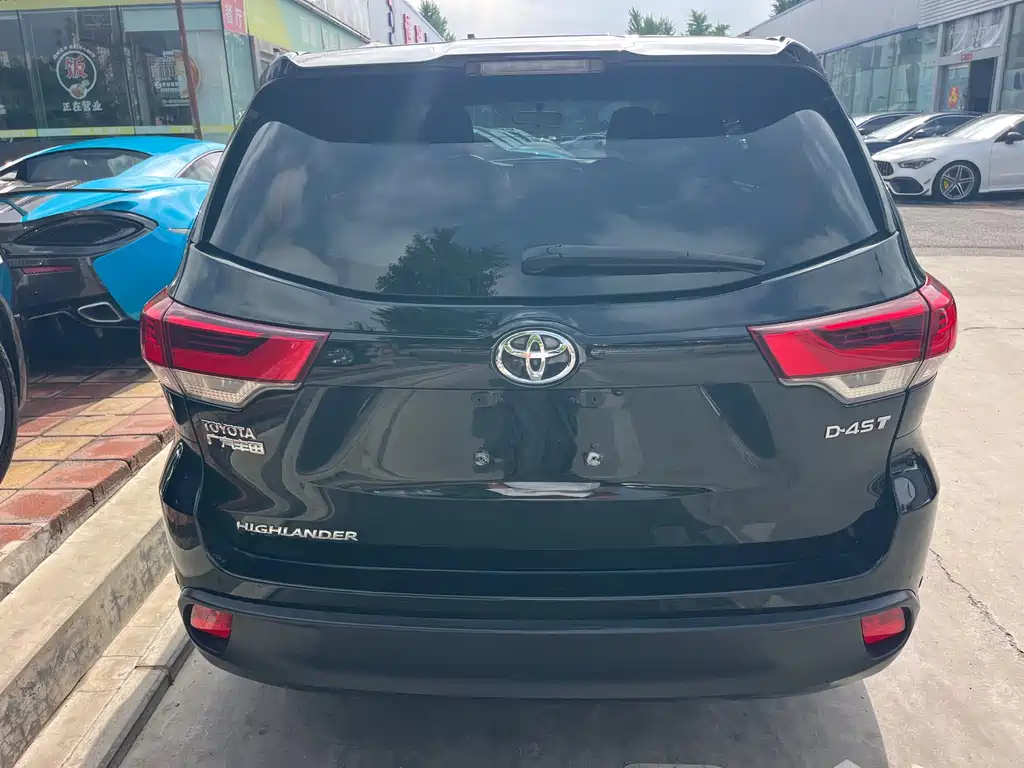 Toyota Highlander 2019 — фото 3