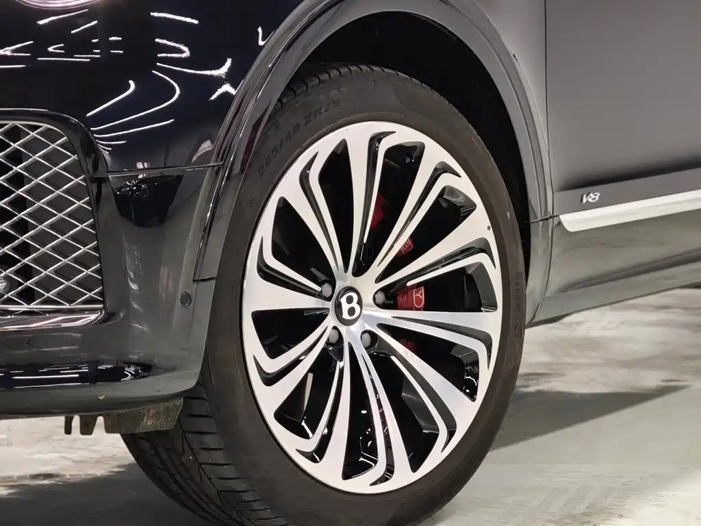 Bentley Bentayga 2022