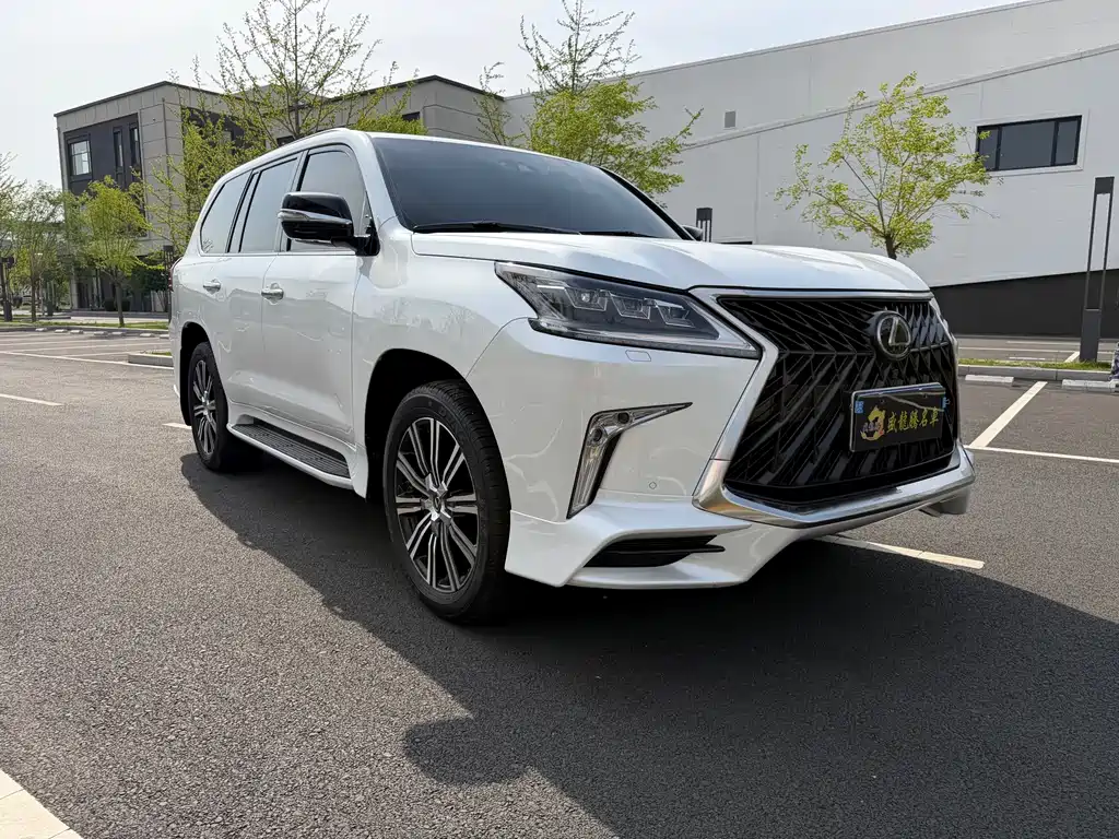 Lexus LX 2020 — фото 3