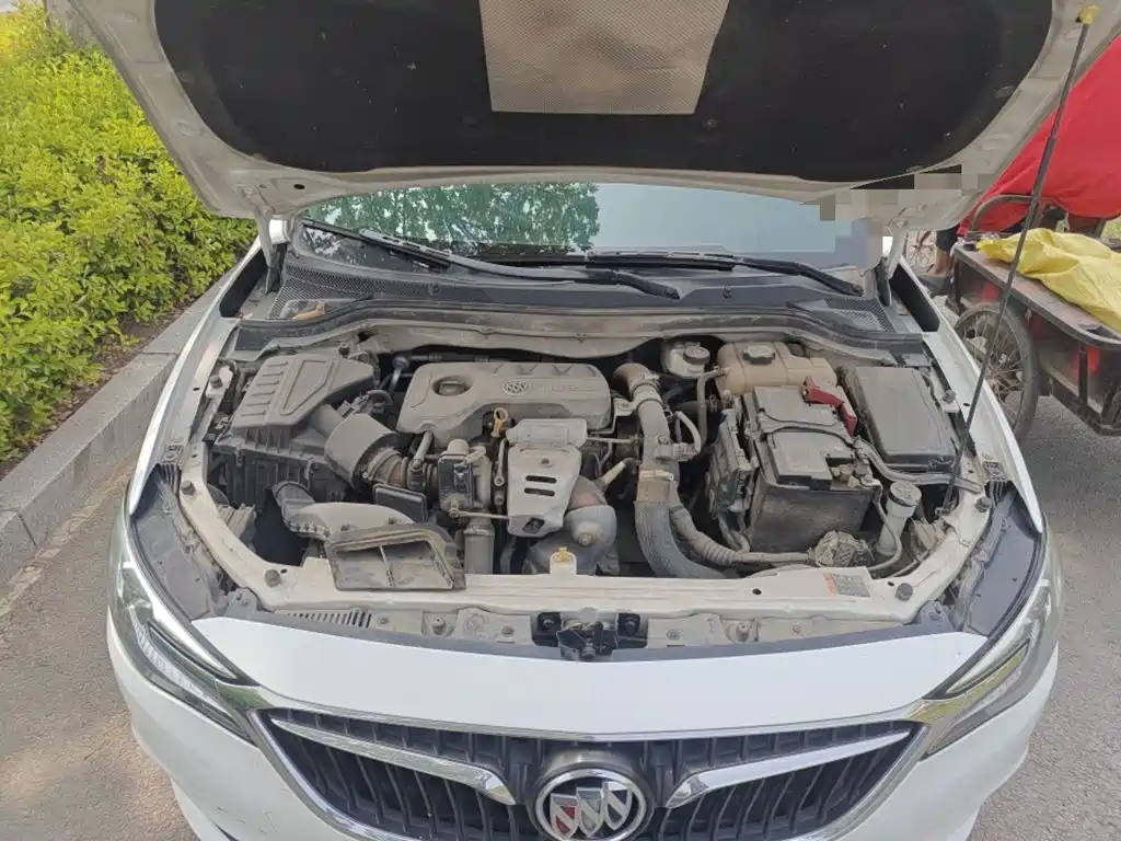 Buick Excelle 2017 — фото 17