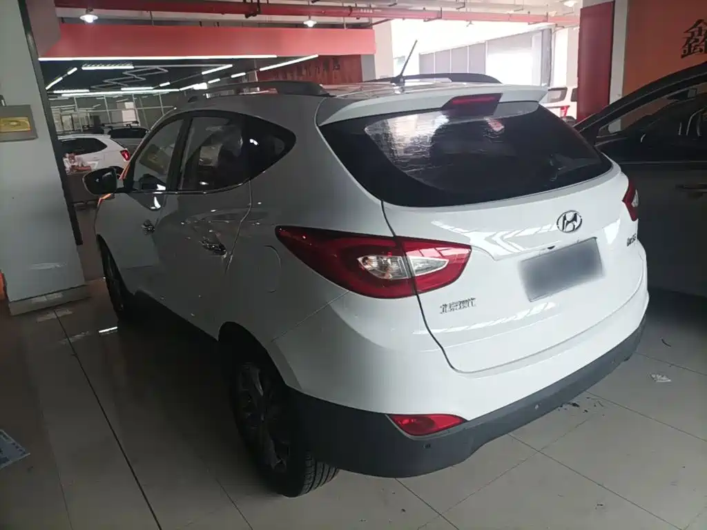Hyundai ix35 2018 — фото 5