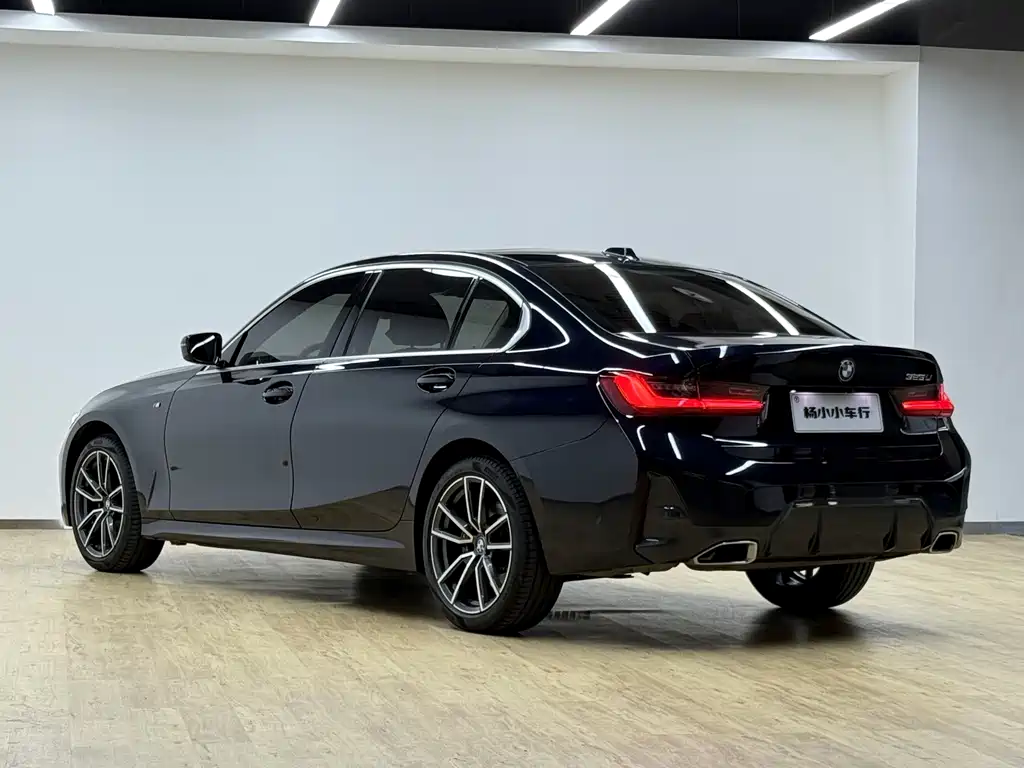 BMW 3 Series 2023