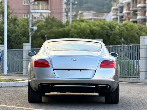 Bentley Continental 2014