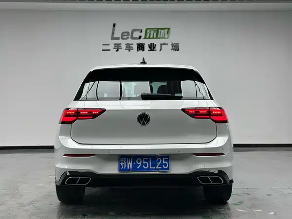 Volkswagen Golf 2023