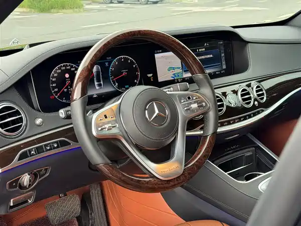 Mercedes-Benz Maybach S-Class 2020
