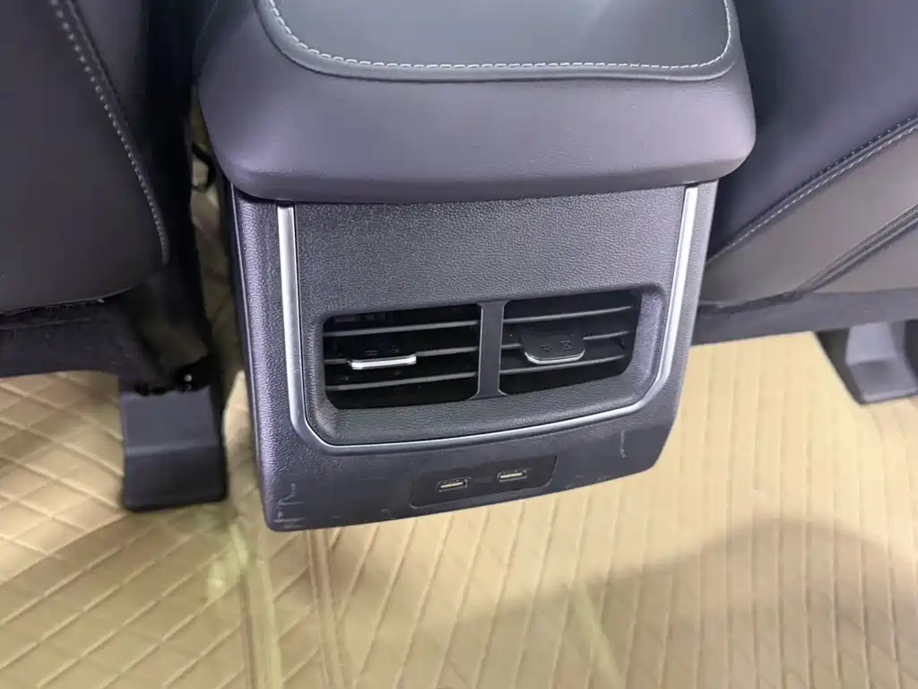 Haval H6 2023 — фото 16