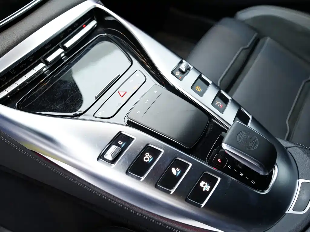 Mercedes-Benz AMG GT 2022 — фото 12