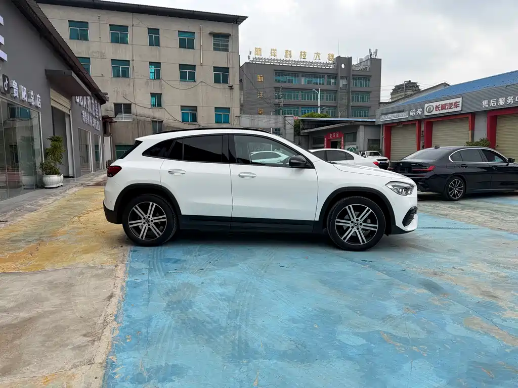 Mercedes-Benz GLA 2021 — фото 4
