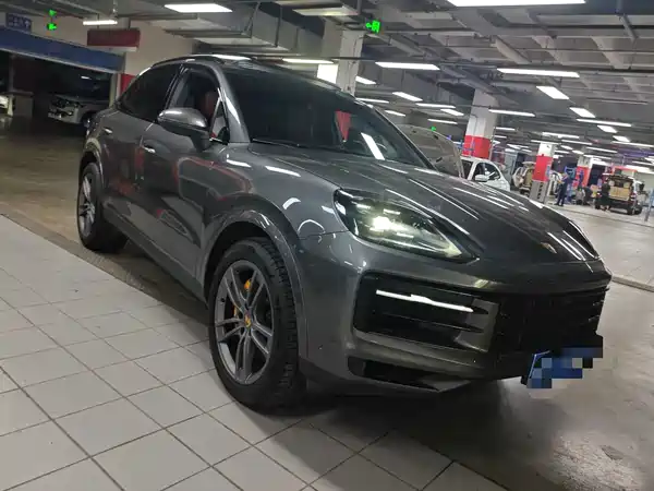 Porsche Cayenne 2024