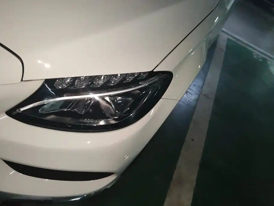 Mercedes-Benz C-Class 2018