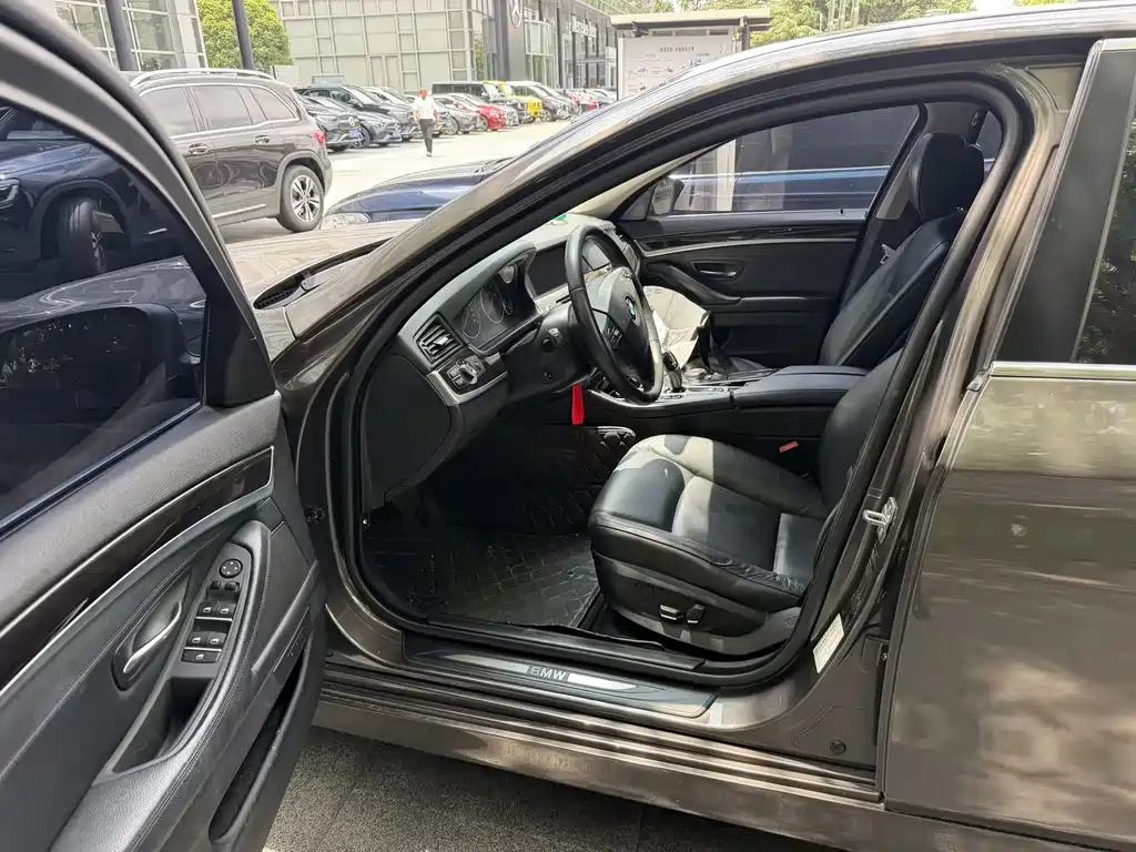 BMW 5 Series 2013