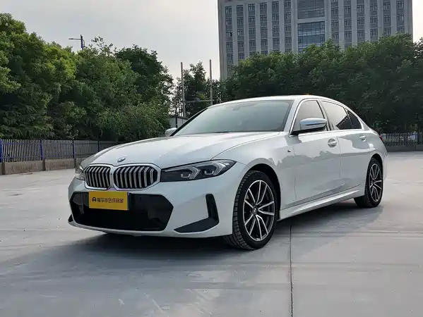 BMW 3 Series 2023