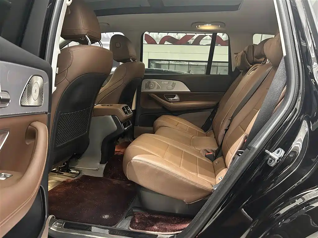 Mercedes-Benz GLS 2024 — фото 16