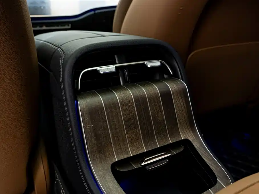 Mercedes-Benz E-Class 2025 — фото 26